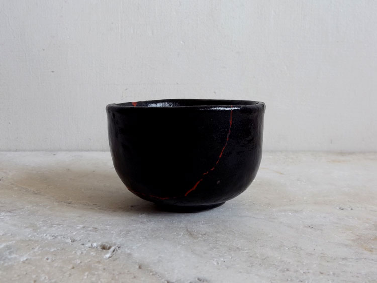 江戸時代中期頃・黒楽・茶碗 | Chawan,Raku,ceramic,Edo - HUMI